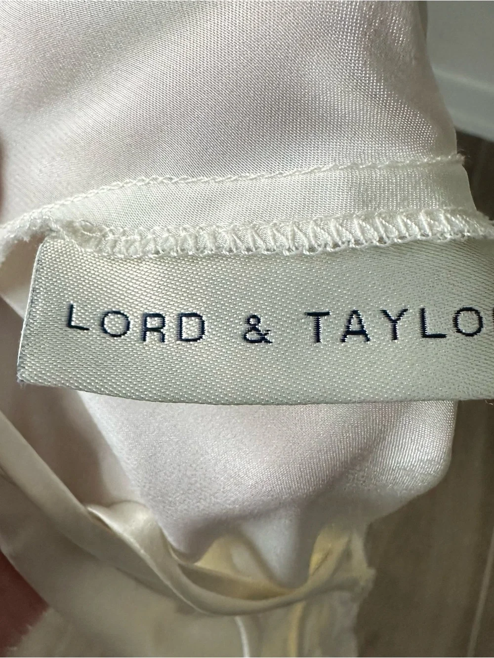 Lord & Taylor description features